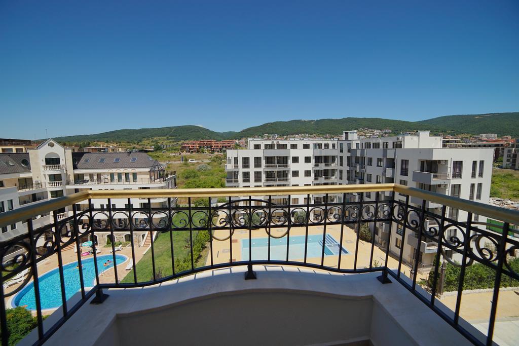 Harmony Suites Apartment Sveti Vlas Exterior photo